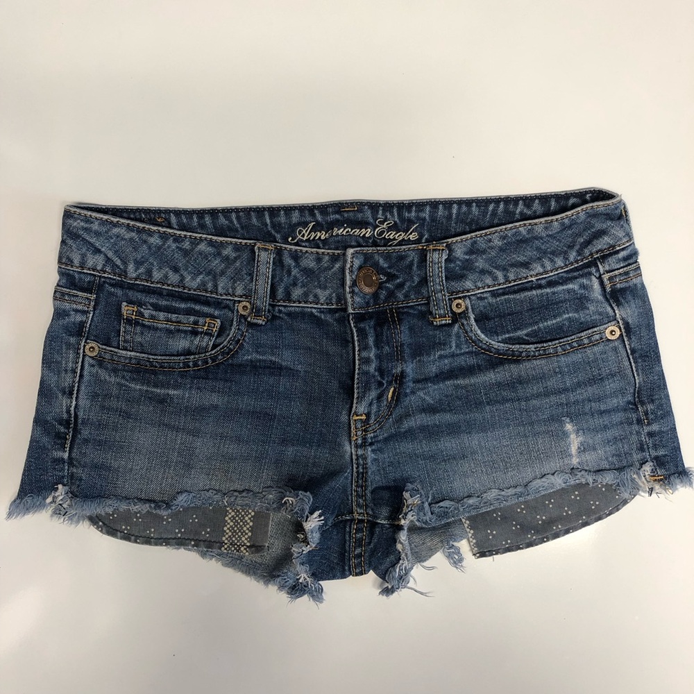 American eagle outfitters Low rise shorts size 4